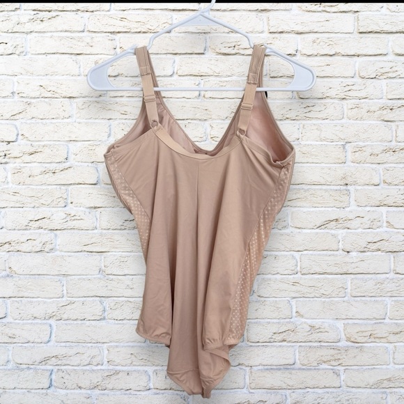 NWT BALI Minimizer Body Shaper Bodysuit Firm Control Size 42DDD - Picture 6 of 11